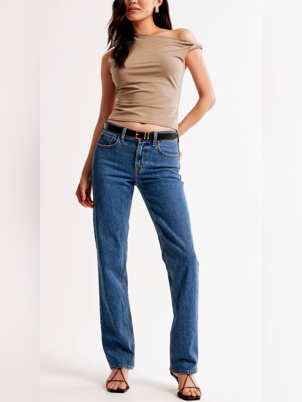 NWT Abercrombie Mid Rise 90s Straight Jeans